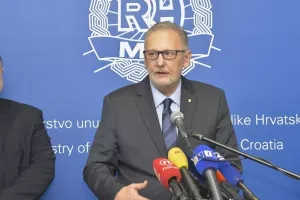Od 1. siječnja e-putovnica bez čekanja na &scaron;alteru