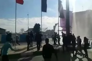 Protuvladini prosvjedi u &scaron;est iranskih gradova; Trump: Svijet gleda!