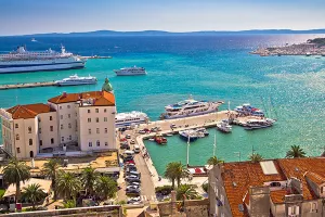 Splitsko-dalmatinsku županiju lani posjetilo 3,2 milijuna turista, 17 posto vi&scaron;e nego 2016.