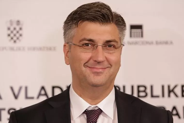 Vlada: Povećanje rejtinga je lijepa vijest, želimo da ide jo&scaron; jednu stepenicu gore