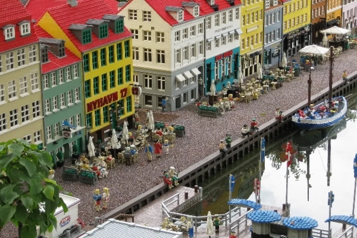 Danski Lego i kineski Tencet udružuju snage, razvijaju video zonu
