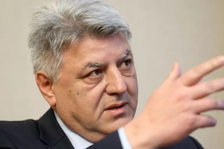 Komadina radi na tome da lokalno stanovni&scaron;tvo PGŽ-a ne plaća cestarinu