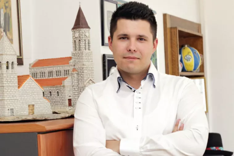 HDZ demantira: Gradonačelnik Vrgorca nije naj&scaron;tedljiviji gradski čelnik, plaća mu je 9000 kuna