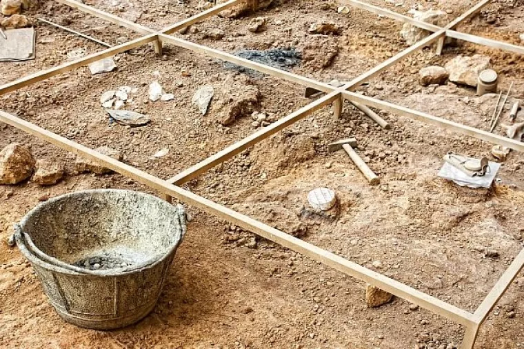 U Izraelu pronađen fosil čovjeka koji teoriju evolucije pomiče unatrag za 100 do 200 tisuća godina
