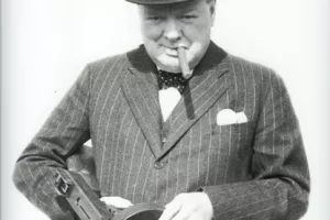 Simon Cundey: Churchill je bio nemaran plati&scaron;a velike glave i malog tijela