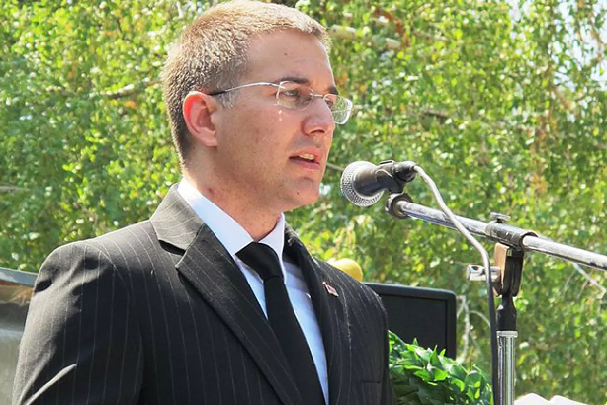 Stefanović: Vučićev posjet Hrvatskoj je rizičan; Vučić: U Zagreb dolazim s porukom mira