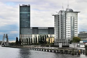 U najskupljoj godini za sektor osiguranja rast prihoda Allianza za 3 posto