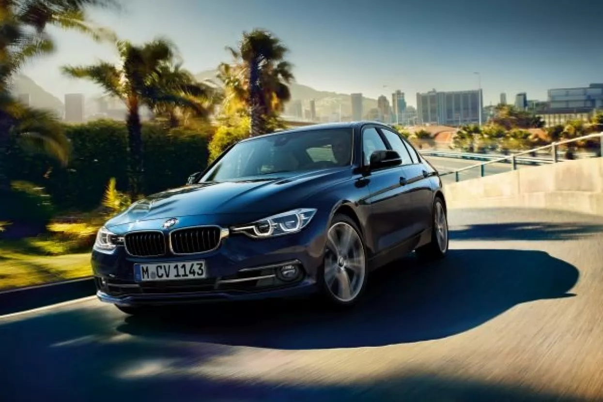 Do kraja veljače - Jedinstvena ponuda BMW lagerskih vozila uz zimske kotače na dar