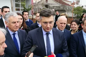 Plenković najavio mjere za pomoć blokiranima, planira se otpis dugova