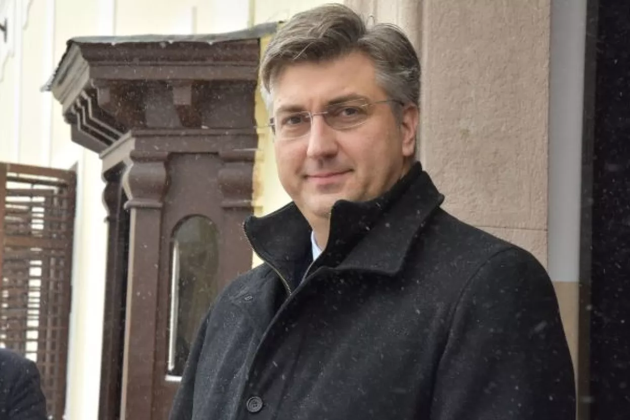 Plenković: RH je lani, uz sve okolnosti, bila uspje&scaron;na; plaće su dignute, neke obaveze rije&scaron;ene