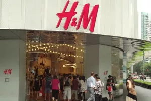 Blagi pad tromjesečnih prihoda H&M-a