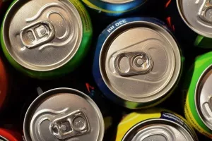 Potresena Kanada ograničila bi prodaju alkoholnih pića čija zaslađenost 'prelazi plafon'