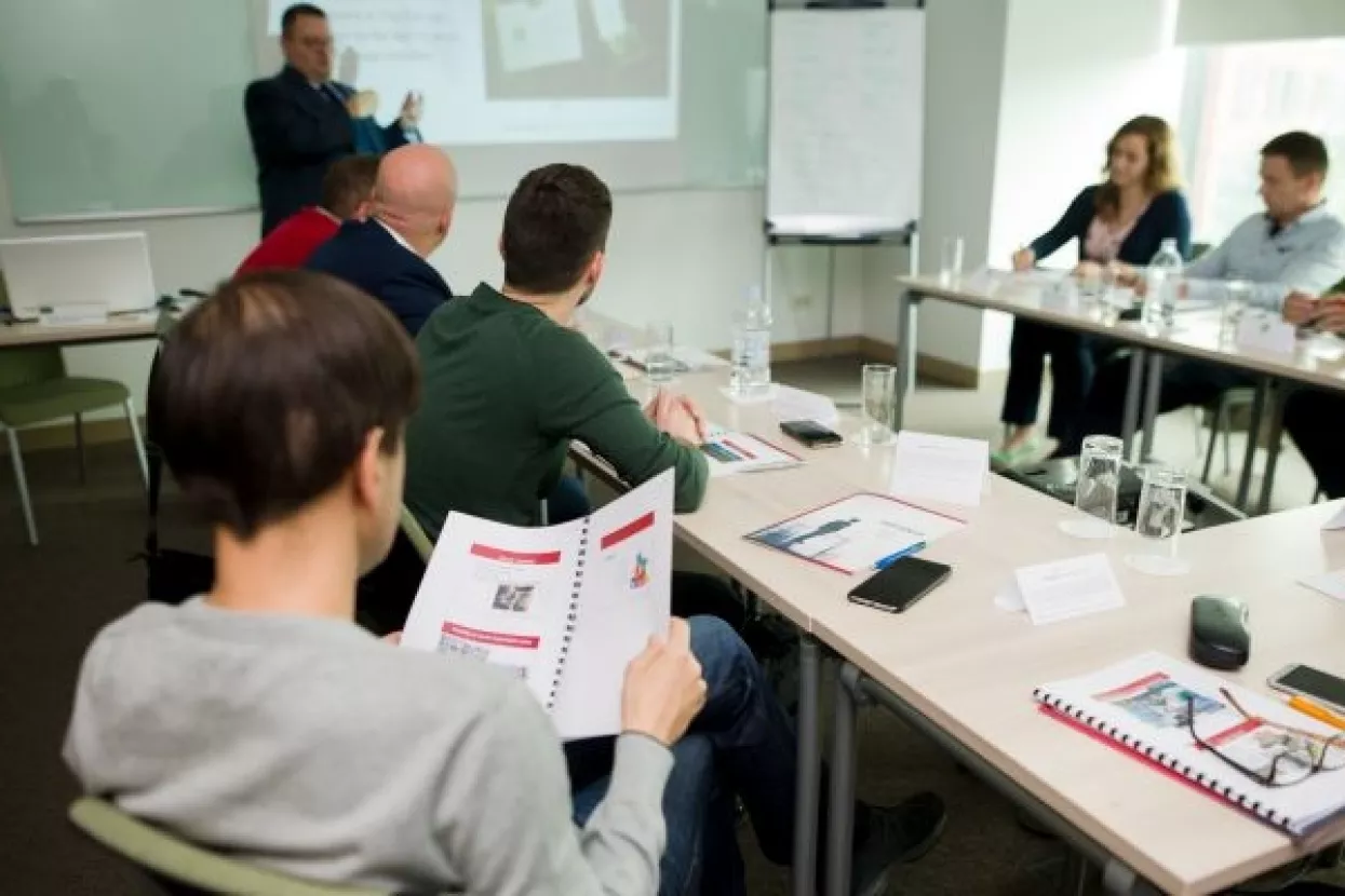 Naučite upravljati svojim ljudima i adekvatno ih usmjeravati prema ostvarenju organizacijskog cilja