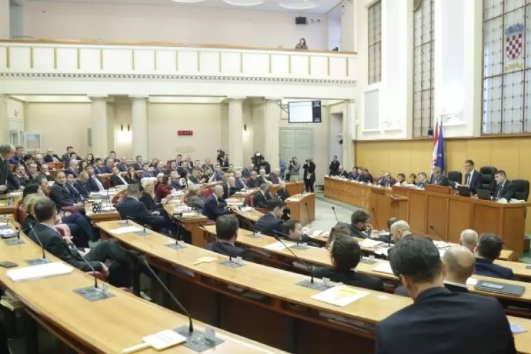 Most: Miroslav &Scaron;imić odlazi iz Sabora radi poduzetni&scaron;tva, nova zastupnica Sonja Čikotić