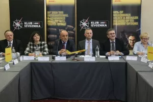 VIDEO: Baletne papučice, seksi &scaron;tikle i tange - Glasnovićevi darovi za zagovornike IK