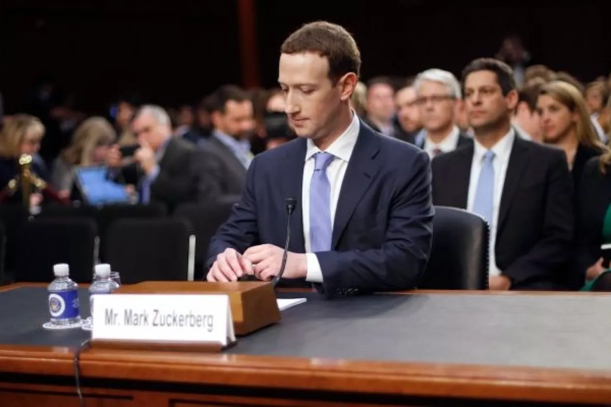 Zuckerberg pred Kongresom do 'posljednjeg daha' branio ekonomski model Facebooka