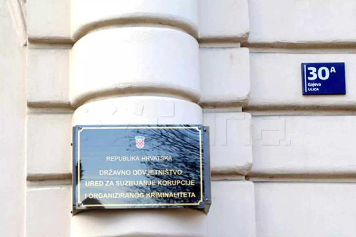 Životopis Dražena Jelenića