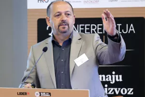 Lovrinović: Najveća kočnica promjenama je &scaron;to najvi&scaron;i stranački dužnosnici nisu stručnjaci