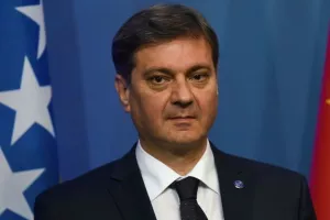 Zvizdić potpisivanje ugovora o gradnji Pelje&scaron;kog mosta smatra nekorektnim postupkom