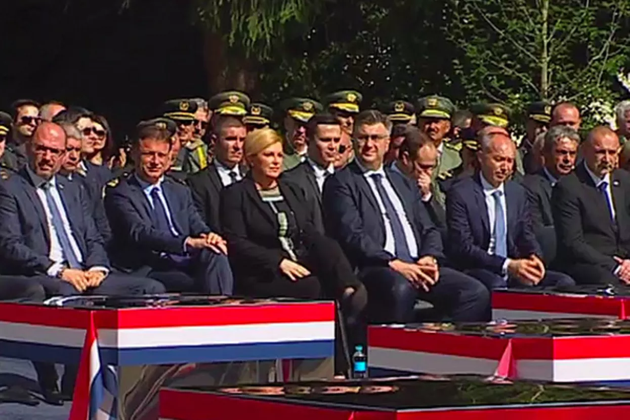 Premijer: Pad proizvodnje može biti povezan sa situacijom u Petrokemiji ili Uljaniku