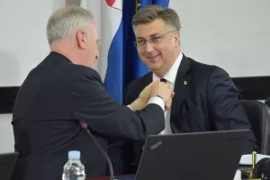 Plenković: Sjednicom u Splitu Vlada &scaron;alje 'snažnu projektnu i financijsku poruku'