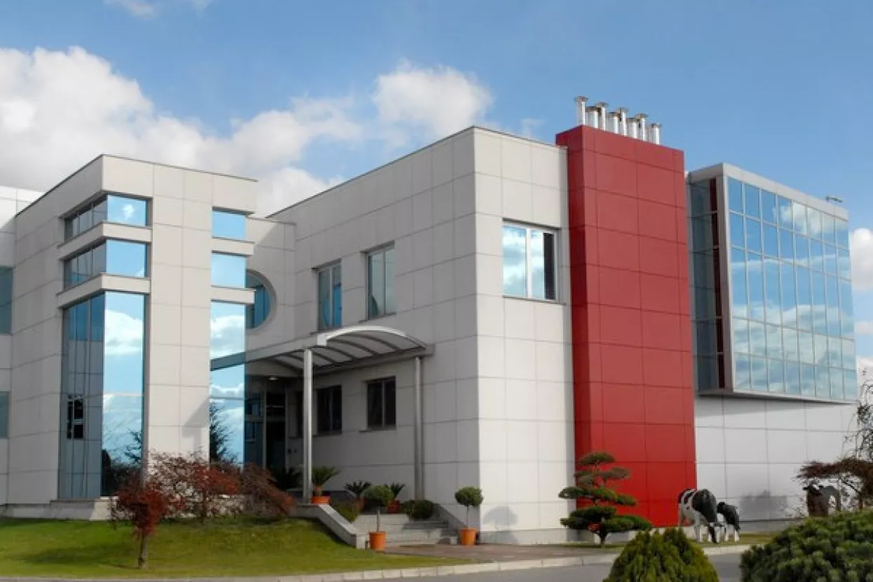 Mesna industrija Ravlić stipendira učenike i nudi im stalno zaposlenje