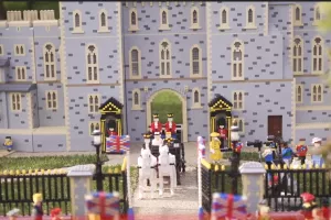 Od 60 tisuća Lego kockica napravili kraljevsko vjenčanje