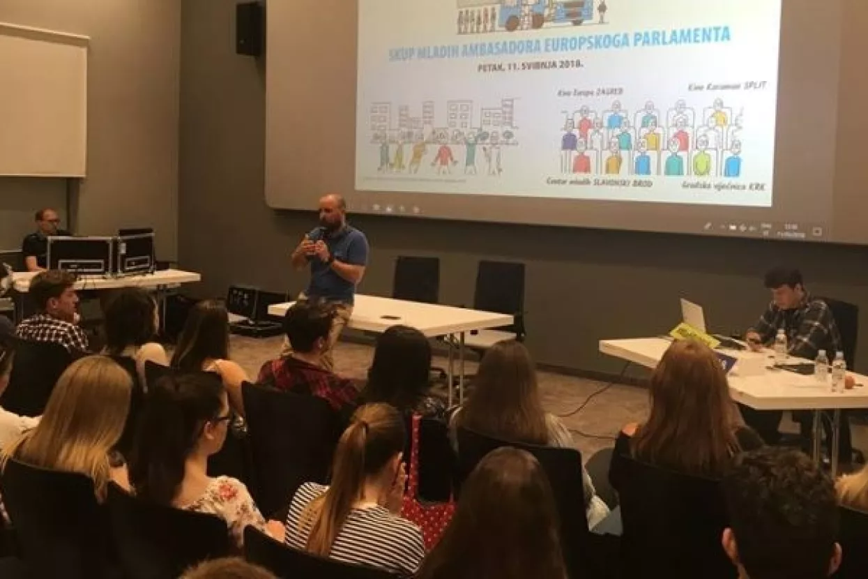 Održano multimedijsko druženje '&Scaron;kola ambasador Europskog parlamenta'