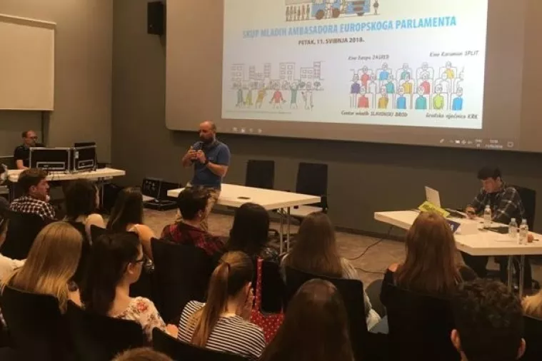 Održano multimedijsko druženje '&Scaron;kola ambasador Europskog parlamenta'