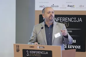 Lovrinović: Premijera su "namagarčili" najbliži suradnici