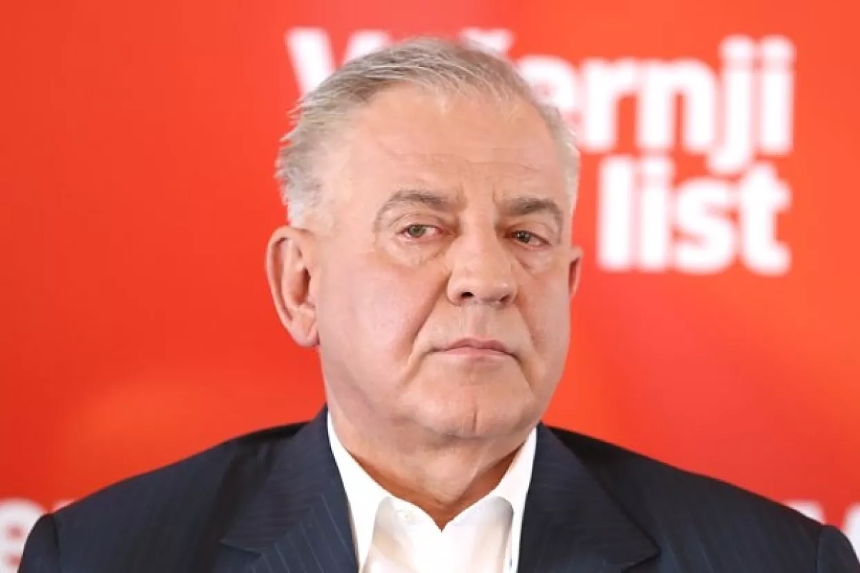 Sanader u novoj knjizi sanjari o velikoj koaliciji, kao da je sam nije dva puta imao priliku sastaviti