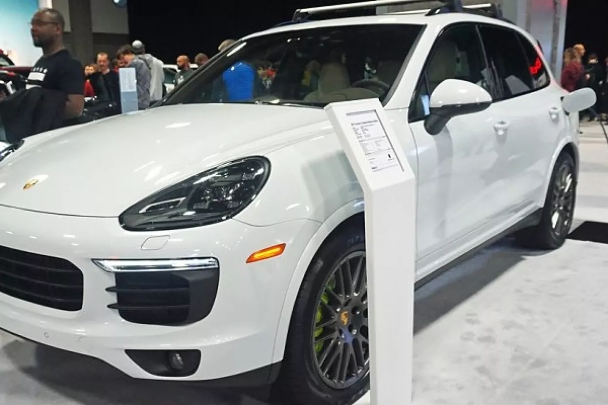 Porsche Cayenne: Nova izvedba u hibridnoj verziji