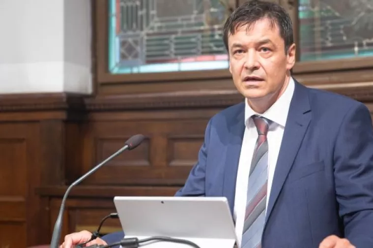 Hrvati najče&scaron;će konzumiraju vodu i kavu