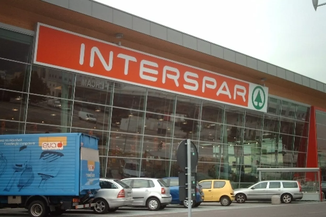 Zbog utakmice Hrvatska - Francuska Spar radi skraćeno i u nedjelju