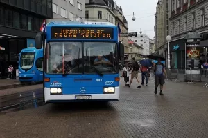 Bandić časti: Javni prijevoz od ponoći besplatan
