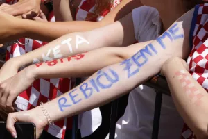 Zagreb: Hitna pomoć 500 puta pružila pomoć kolabiranim navijačima