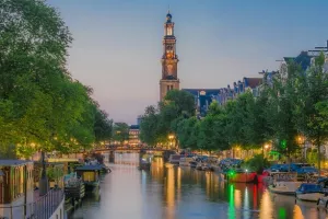 Amsterdam noću postaje 'urbana džungla' - ulice pune ilegalnih utrka, droge, nasilja