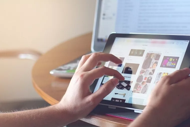 Digitalizacija &scaron;kola u godinu dana napredovala sa dvojke na četvorku