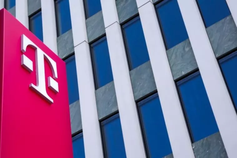 Dobit Deutsche Telekoma, vlasnika HT-a, smanjena 43 posto na 495 milijuna eura