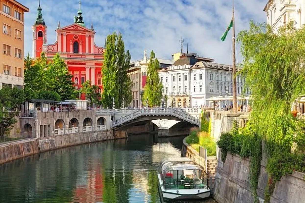 Slovenija ostvarila suficit u robnoj razmjeni od 417,5 milijuna eura