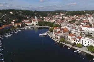 Zatonu kod &Scaron;ibenika preporuka CN Travellera za 'last minute' ljetni odmor