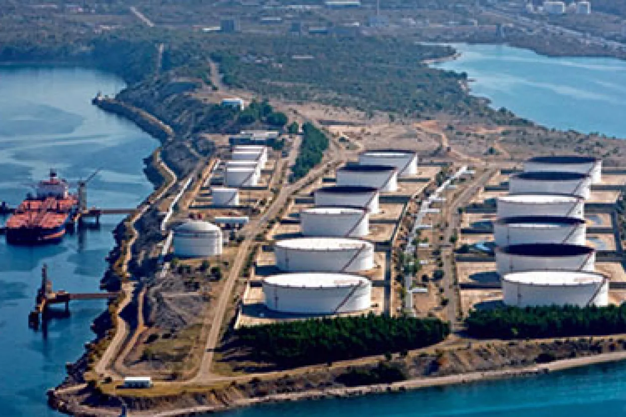 Gasfin uplatio 23,6 milijuna kuna, preuzima Dinu i kreće u zbrinjavanje opasnih kemikalija