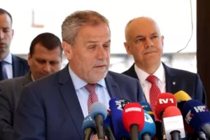 Zagreb: Sva vozila hitne pomoći dobit će automatske vanjske defibrilatore