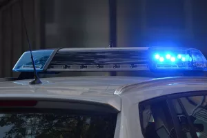 Policajčev peh sa službenim vozilima