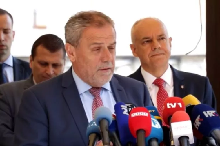 Bandić u &scaron;opingu na Žitnjaku