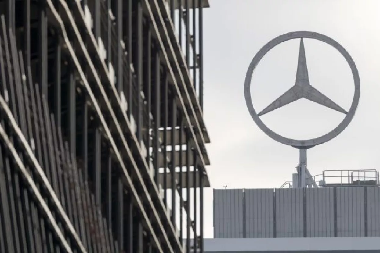 Daimler ulaže 20 milijardi eura u kupnju električnih baterija