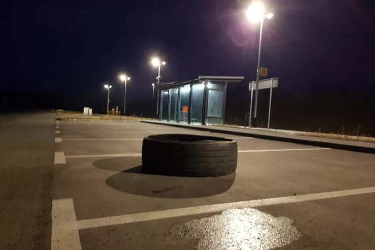 [VIDEO] Haganj-Betlehem: Rasko&scaron;no rasvjetljena željeznička stanica kojom vlakovi ne voze