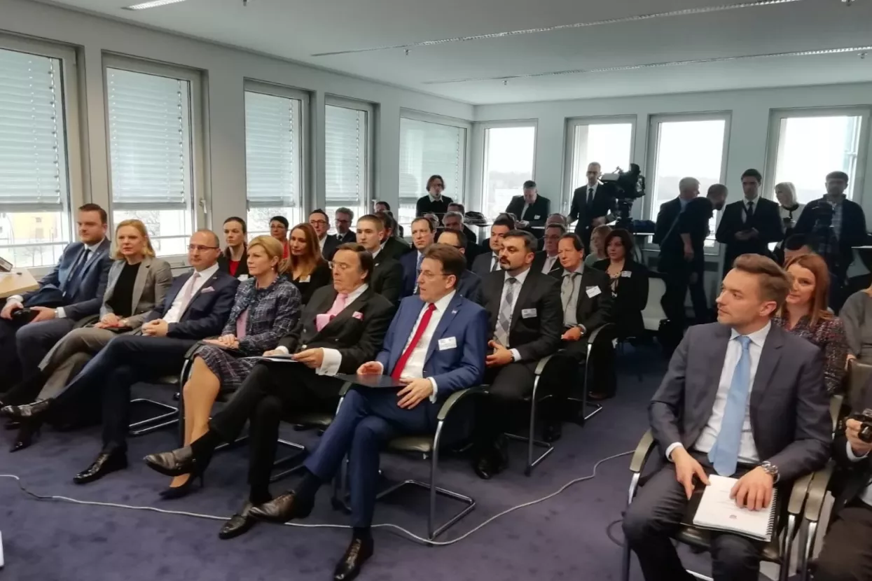Luka Burilović u Berlinu najavio otvaranje predstavni&scaron;tva HGK u M&uuml;nchenu