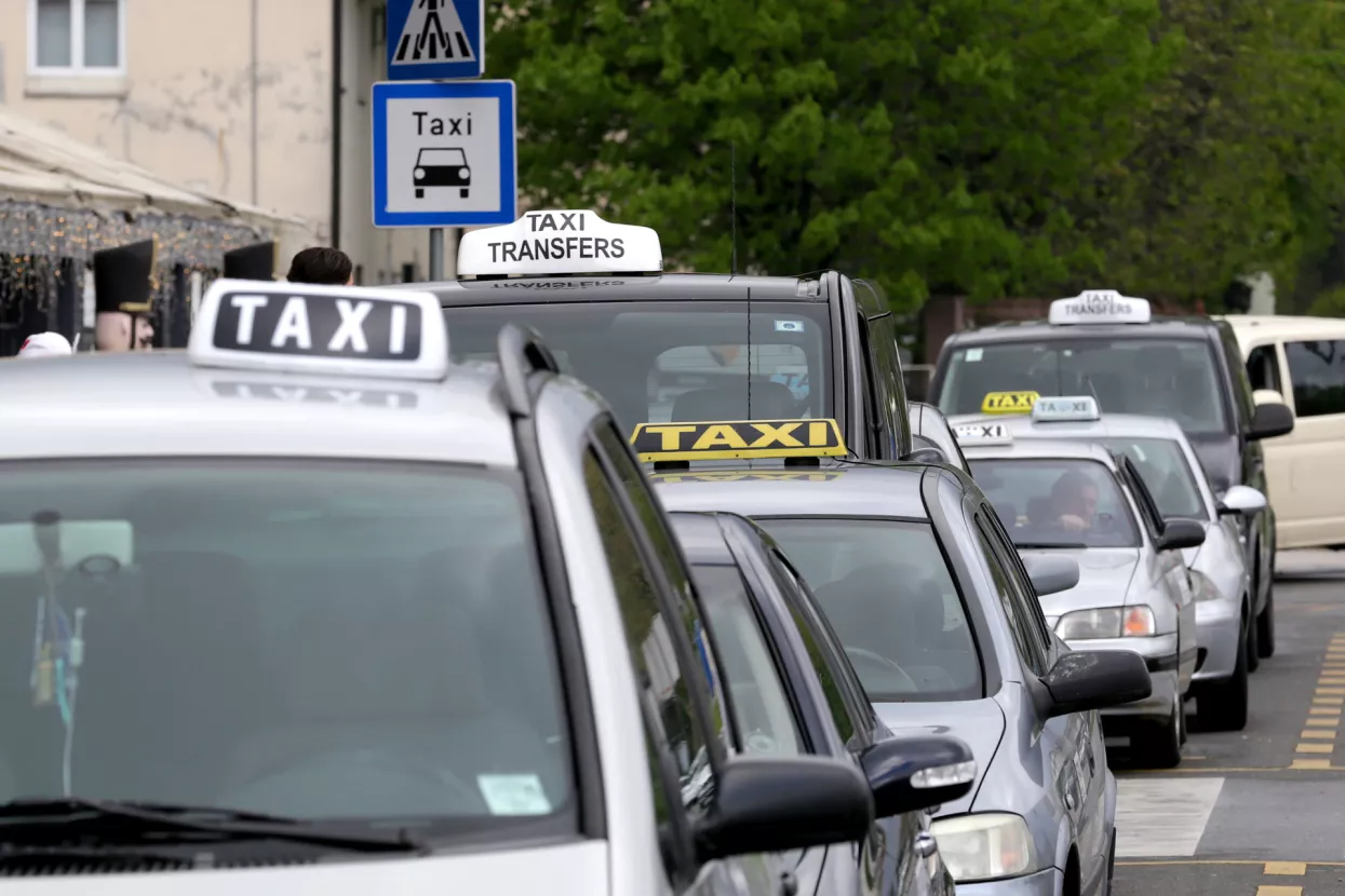Cijene taksija u Zagrebu: Provjerite koji prijevoznik je najisplativiji, a koji najskuplji