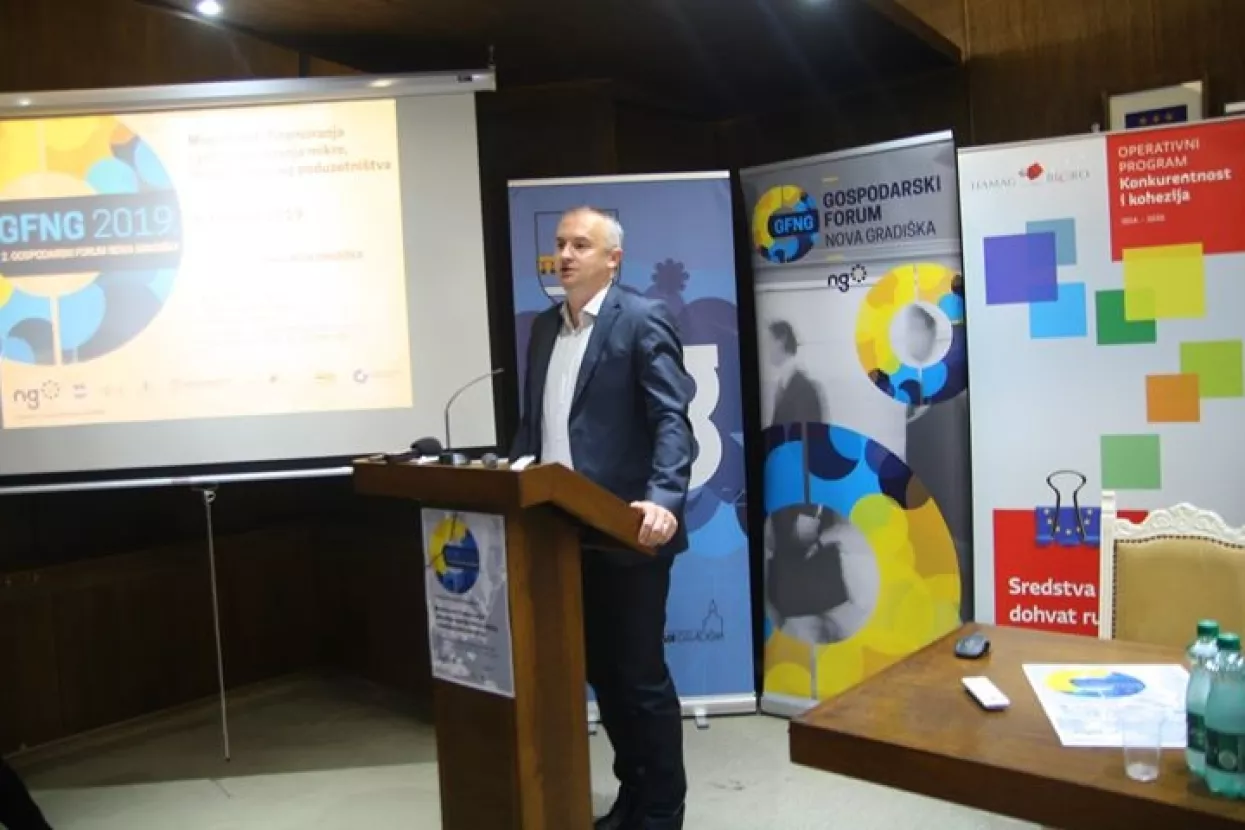 FOTO: Održan drugi Gospodarski forum Nova Gradi&scaron;ka